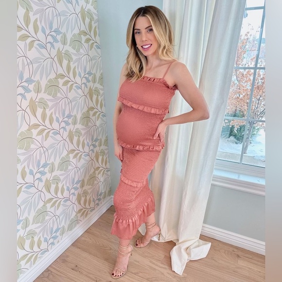 PinkBlush satin smocked bodycon midi dress nwot - Picture 13 of 15